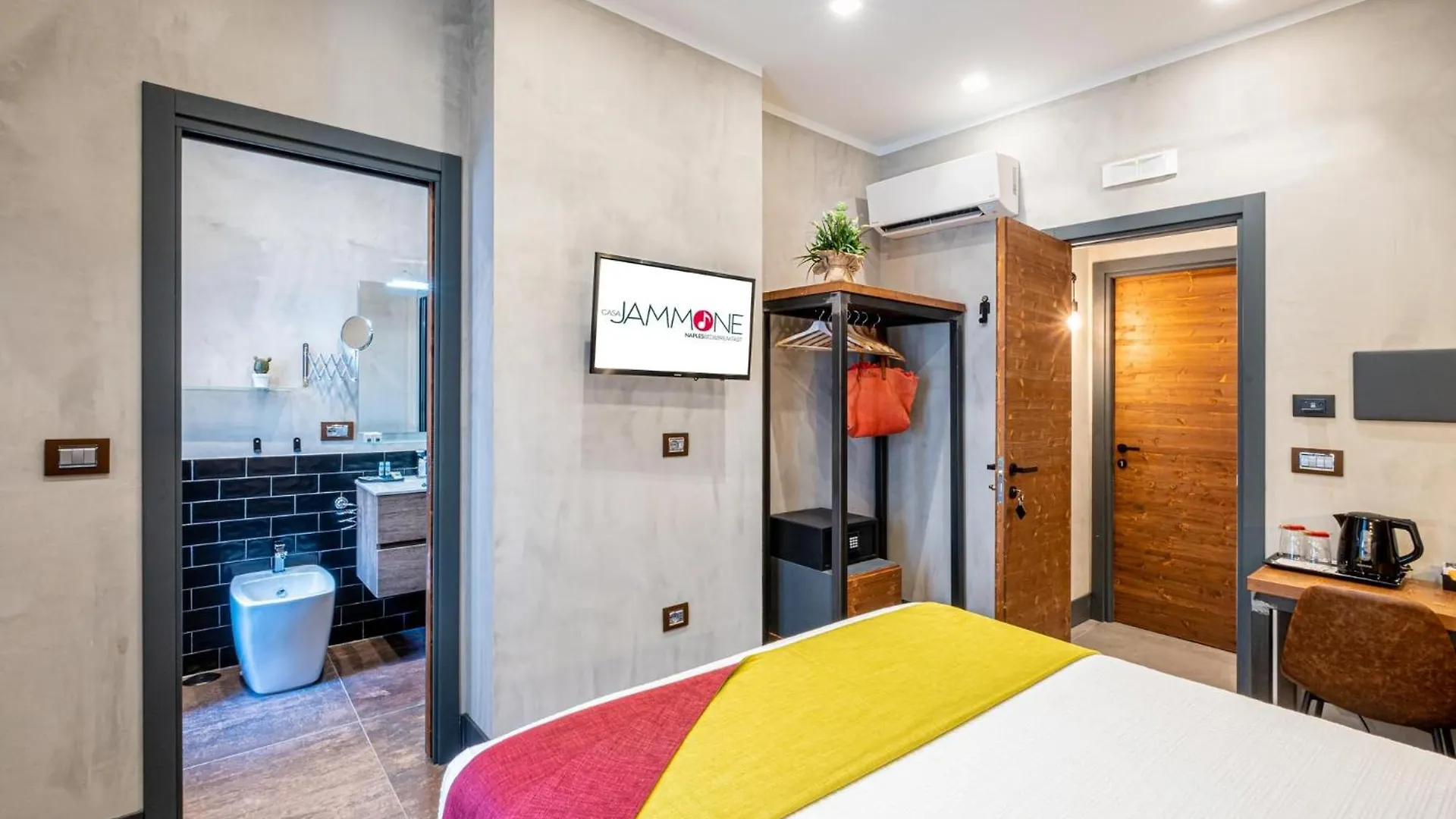 Casajammone Naples B&B 0*,  Italy